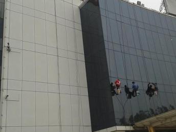 深圳專業外墻清洗與保潔服務 圖光明、松崗及公明公司介紹